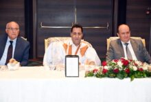 صورة الوزير الأول الجزائري يقيم حفل عشاء على شرف الوفد الموريتاني