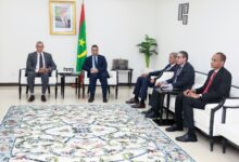 صورة الوزير الأول يستقبل رئيس شركة كينروس