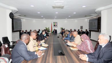 صورة الوزير الأول يترأس اجتماع اللجنة الوزارية المكلفة بمتابعة التحضير لافتتاح السنة الدراسية 2026/ 2027