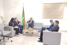 صورة وزير المعادن والصناعة يستقبل سفير  الياباني المعتمد لدى موريتانيا