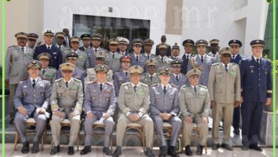 صورة في إطار أنشطة اللجنة العسكرية المشتركة وفد من القوات المسلحة الملكية يؤدي زيارة للأركان العامة للجيوش