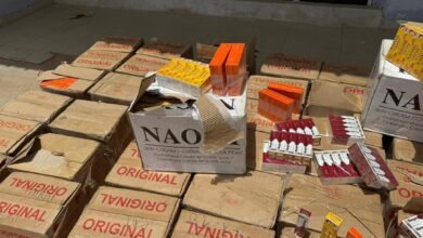 صورة الجمارك في روصو تضبط مواد تجميل محظورة مخبأة داخل باص لنقل الخضروات