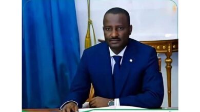 صورة وزير العدل يعود إلى نواكشوط قادما من داكار