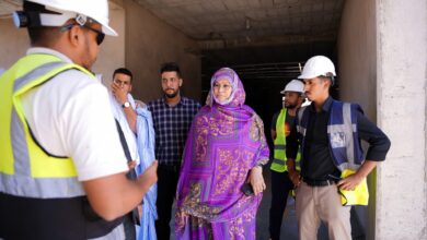 صورة وزيرة الإسكان  تتفقد مشاريع بنى تحتية في نواكشوط الغربية والجنوبية