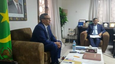 صورة وزير التعليم العالي والبحث العلمي يعقد اجتماع مع وزير التجهيز والنقل
