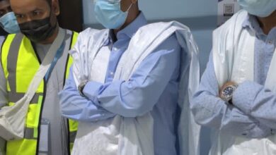 صورة وزير الشؤون الإسلامية يطمئن على صحة بعض حجاجنا بالمستشفيات السعودية