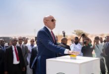 صورة رئيس الجمهورية السيد محمد ولد الشيخ الغزواني يطلق عملية «عون» لدعم 2.057.006 مواطن من الأسر الأقل دخلاً.