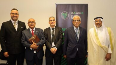 صورة وزير الشؤون الاقتصادية يبحث مع رئيس المصرف العربي للتنمية تعزيز التعاون التنموي على هامش اجتماعات باكو