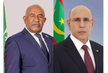 صورة رئيس الجمهورية يهنئ رئيس جمهورية جزر القمر، بمناسبة احتفال بلاده بعيدها الوطني.