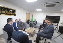 صورة وزير المعادن والصناعة يستقبل سفير الجمهورية التركية وممثلًا عن شركة كاردمير القابضة