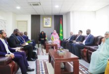 صورة وزيرة التجارة والسياحة تستقبل وزيرة خارجية غينيا بيساو